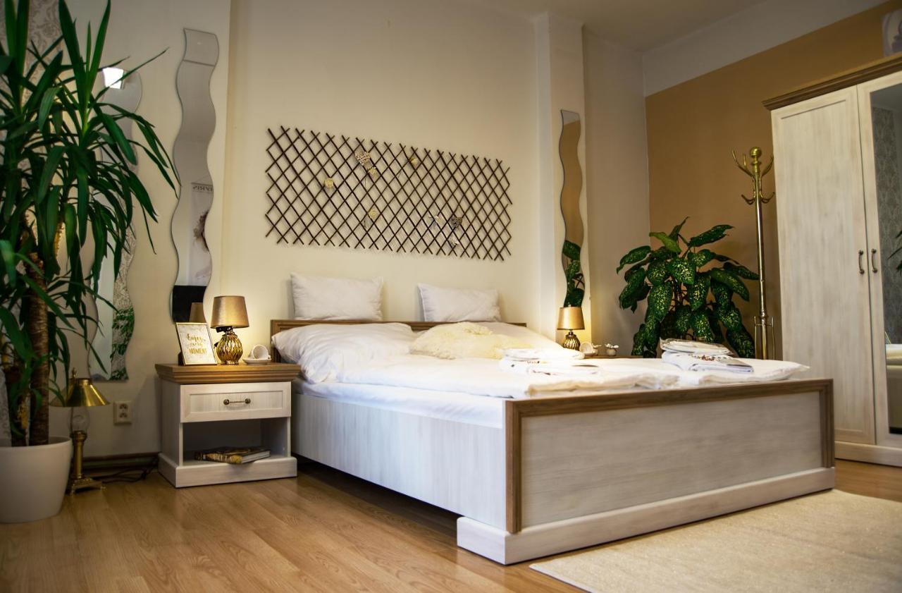 Beauty-Spa Apartment Дечин Екстериор снимка