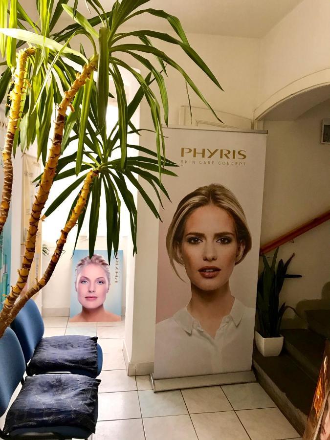 Beauty-Spa Apartment Дечин Екстериор снимка